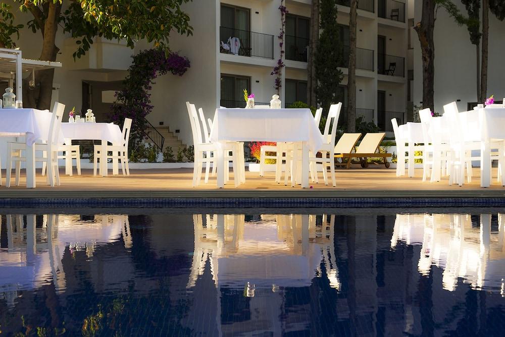 Liv Hotel By Bellazure Akiarlar Exterior foto